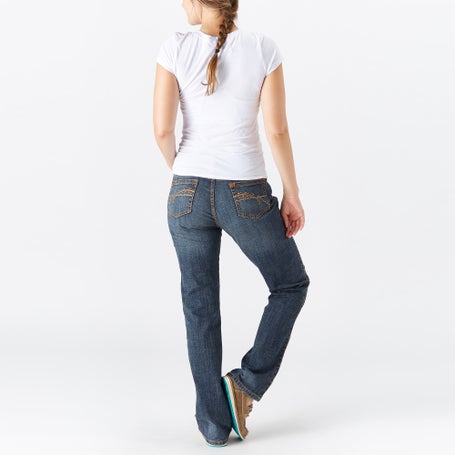 Wrangler Womens Aura Instantly Slimming Mid Rise Boot Cut Jean : :  Clothing, Shoes & Accessories