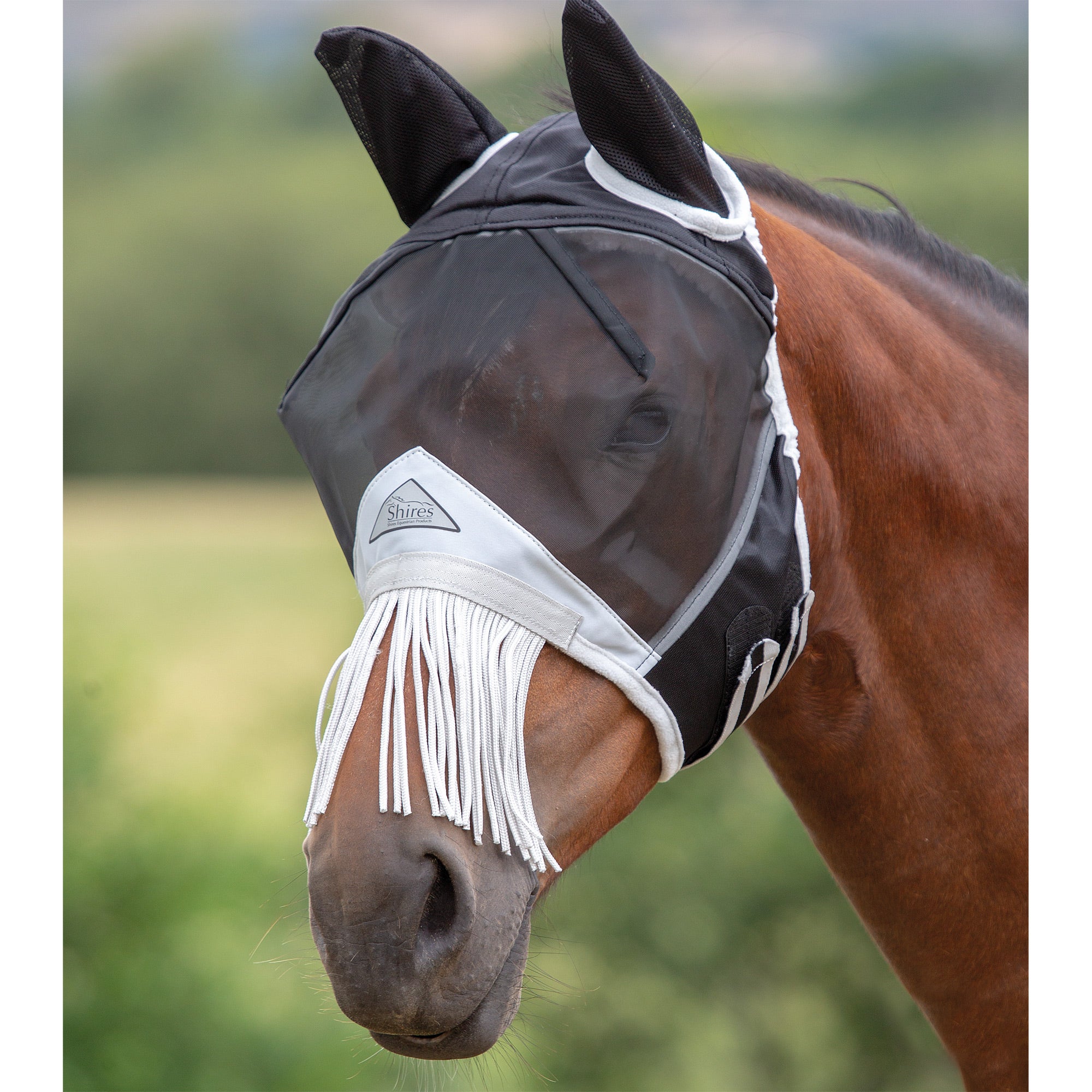 Details about   Shires Air Motion Fly Mask wtih Ears & Nose Fringe 