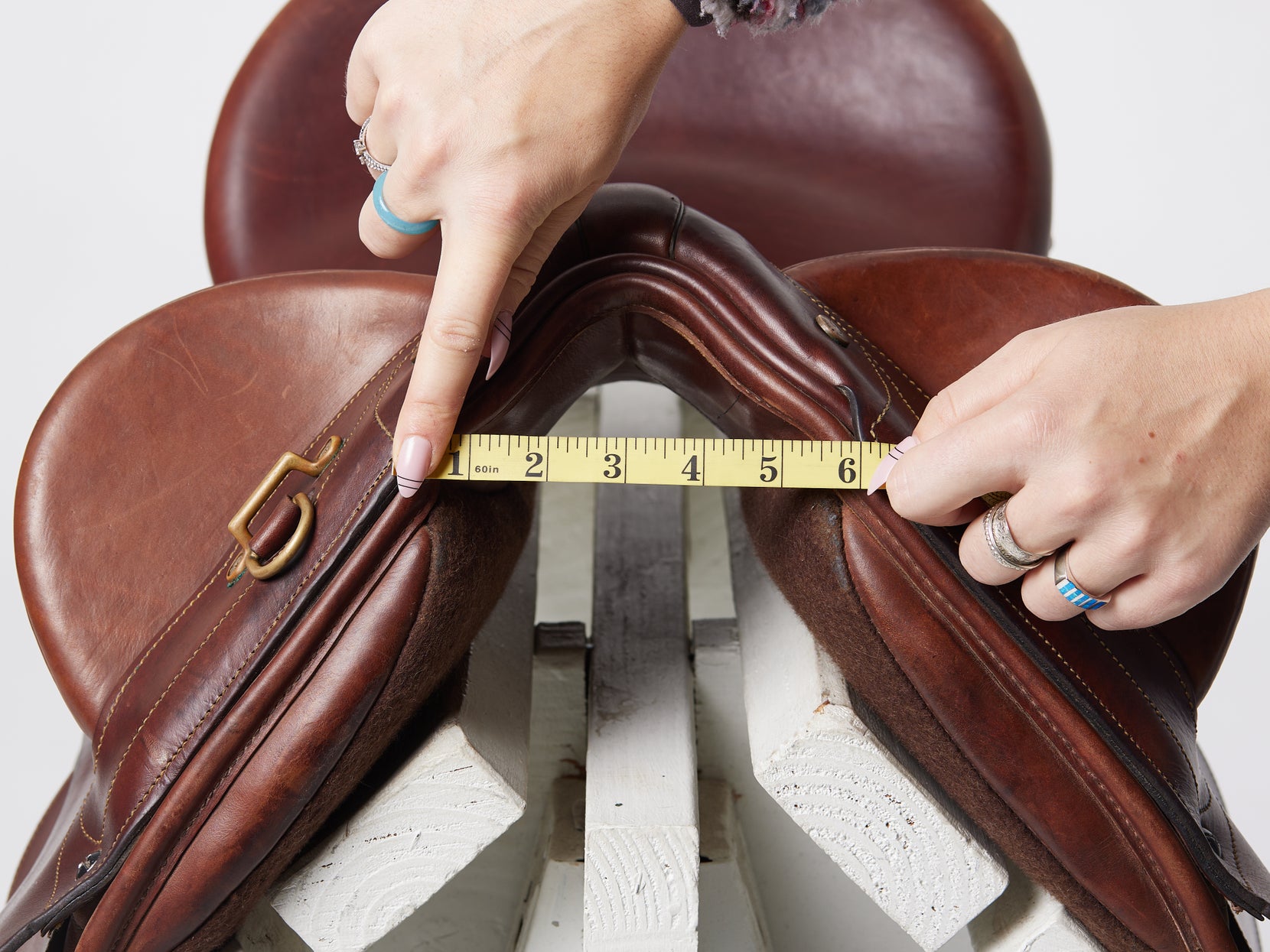 How to Measure English, Western, & Endurance Saddles