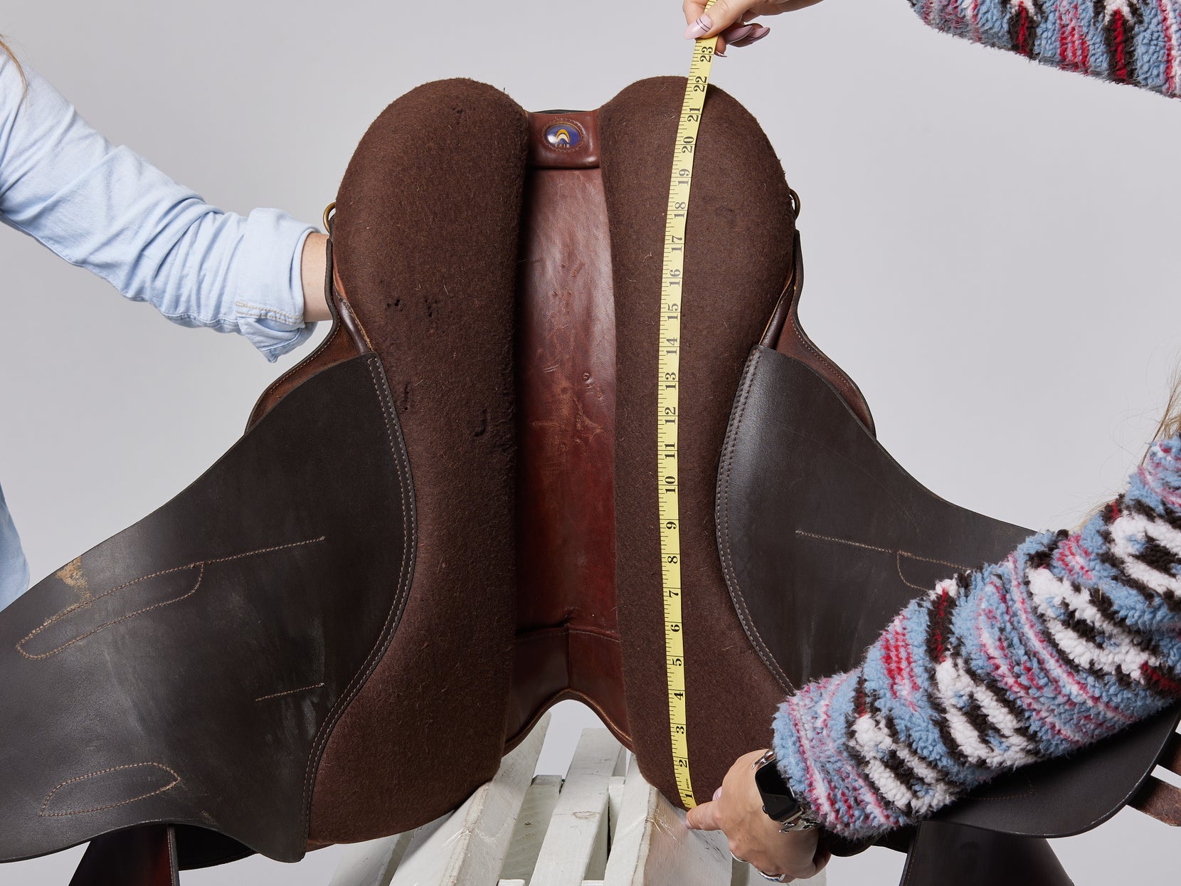 How to Measure English, Western, & Endurance Saddles