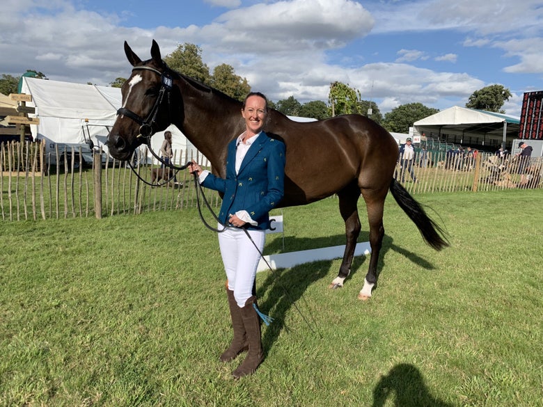 Andrea Baxter and Indy 500 before a FEI jog.
