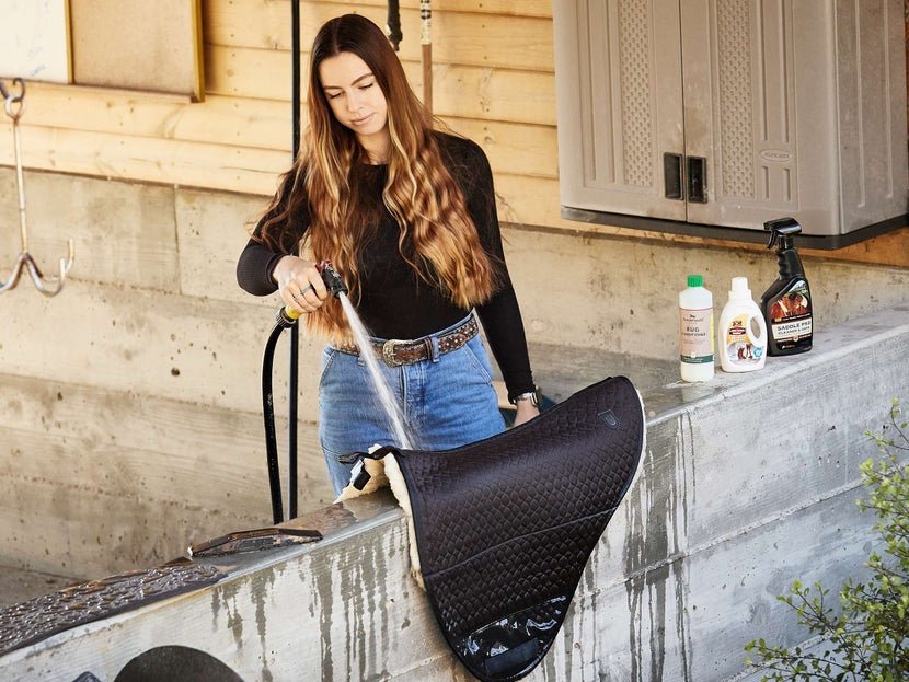 How to Clean Saddle Pads