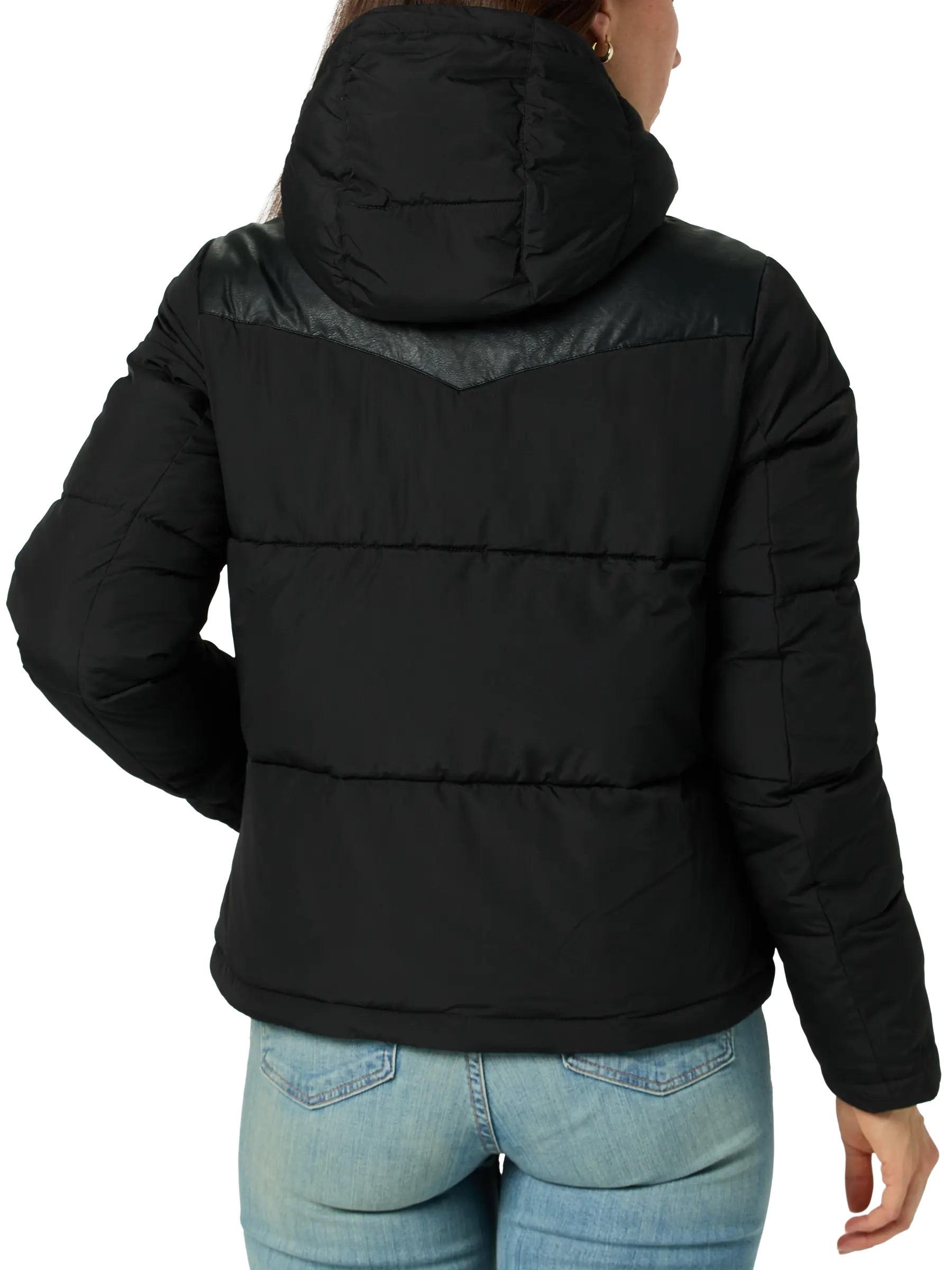 Front view of a woman wearing the Ariat Women's Frontier Puffer Jacket.