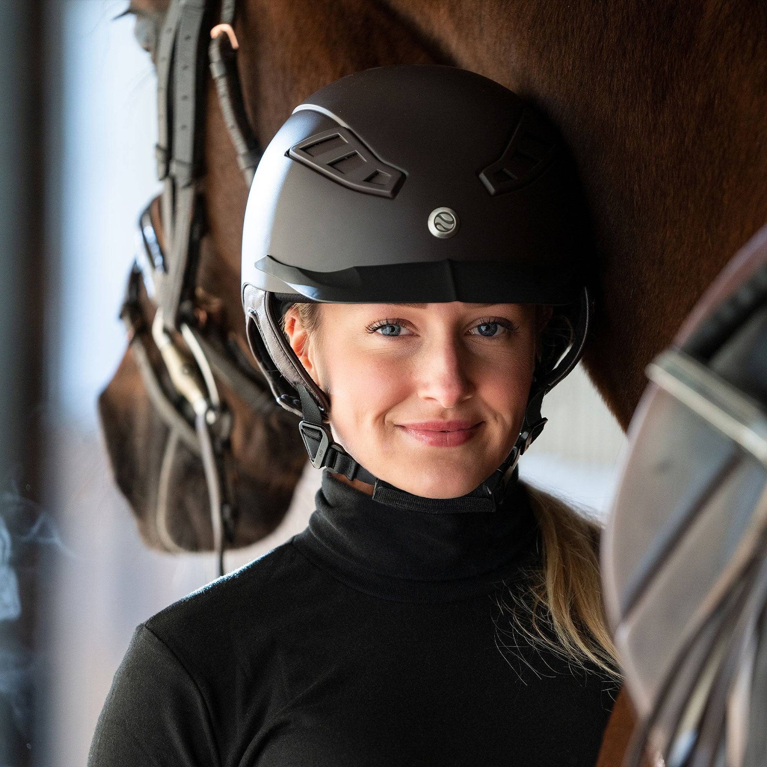 Lightweight Riding Helmet Distance Riding Race Riding Best Equestrian Helmets of 2025 | Riding Warehouse